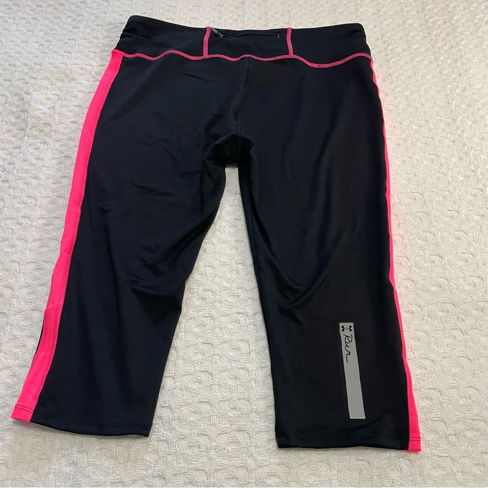 Under Armour Black and Pink‎ Fitness Leggings
size M Breast Cancer Awareness.. - Picture 11 of 11